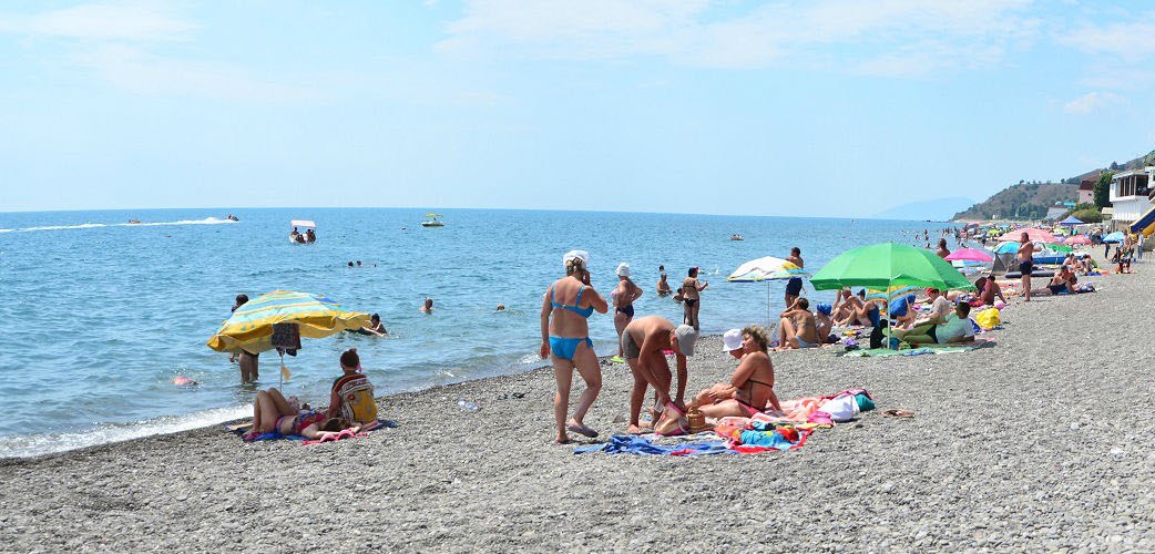 Семейный отдых на пляже в Солнечногорском Семейный отдых в Крыму с детьми в Солнечногорском